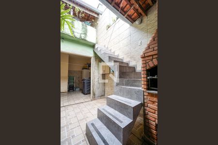 Casa à venda com 250m², 3 quartos e 2 vagasQuintal