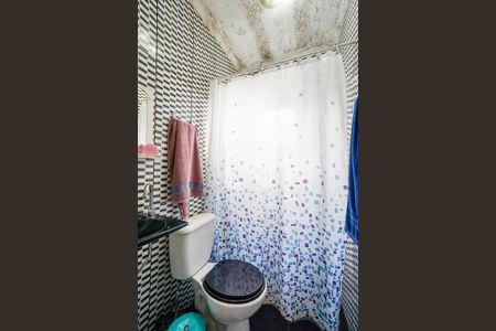 Casa à venda com 250m², 3 quartos e 2 vagasBanheiro social