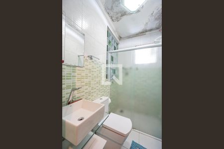 Casa à venda com 250m², 3 quartos e 2 vagasBanheiro da suíte 01