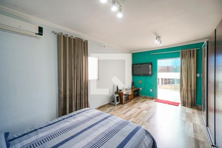 Casa à venda com 250m², 3 quartos e 2 vagasSuíte 02