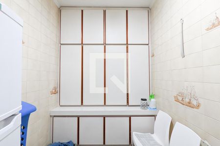 Casa à venda com 450m², 3 quartos e 3 vagas Casa à venda com 450m², 3 quartos e 3 vagasDespensa