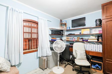 Casa à venda com 450m², 3 quartos e 3 vagas Casa à venda com 450m², 3 quartos e 3 vagasQuarto 3