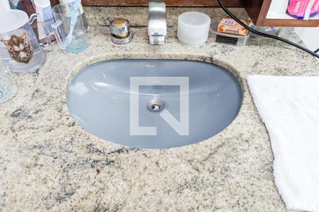 Casa à venda com 450m², 3 quartos e 3 vagas Casa à venda com 450m², 3 quartos e 3 vagasBanheiro da suíte 2