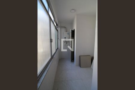 Apartamento à venda com 70m², 2 quartos e 1 vaga Apartamento à venda com 70m², 2 quartos e 1 vagaÁrea de Serviço