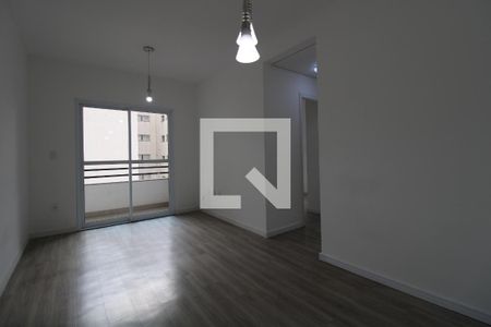 Sala de apartamento para alugar com 2 quartos, 56m² em Vila Itapura, Campinas
