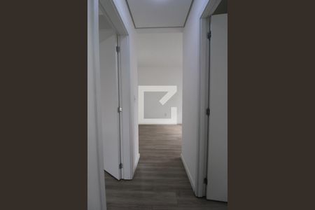 Corredor de apartamento para alugar com 2 quartos, 56m² em Vila Itapura, Campinas