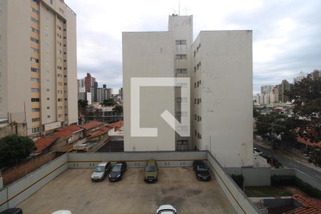 Vista do Quarto 1 de apartamento para alugar com 2 quartos, 56m² em Vila Itapura, Campinas