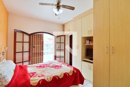Suíte  de casa para alugar com 3 quartos, 210m² em Jardim Maria Rosa, Taboão da Serra