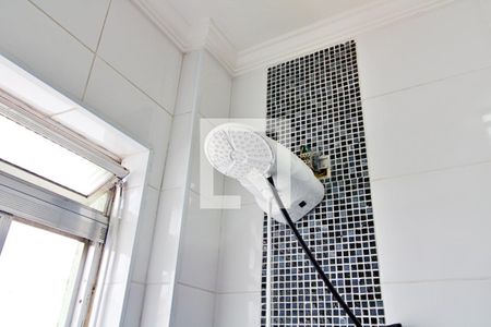 Casa à venda com 108m², 2 quartos e 2 vagasBanheiro