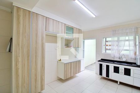 Casa à venda com 108m², 2 quartos e 2 vagasCozinha