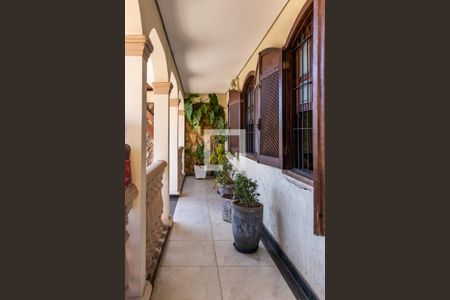 Casa à venda com 380m², 4 quartos e 2 vagas Casa à venda com 380m², 4 quartos e 2 vagasVaranda da Sala 1