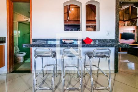 Casa à venda com 380m², 4 quartos e 2 vagas Casa à venda com 380m², 4 quartos e 2 vagasCozinha 2