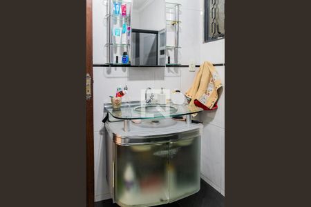 Casa à venda com 380m², 4 quartos e 2 vagas Casa à venda com 380m², 4 quartos e 2 vagasBanheiro 3