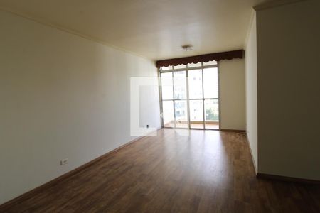 Sala de apartamento à venda com 3 quartos, 74m² em Vila Sofia, São Paulo
