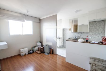 Sala de apartamento para alugar com 2 quartos, 42m² em Vila Santa Maria, São Paulo