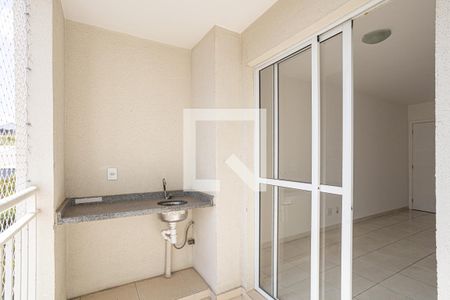 Sacada de apartamento para alugar com 2 quartos, 51m² em Vila Santa Terezinha, Carapicuíba