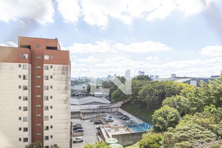 Vista de apartamento para alugar com 2 quartos, 51m² em Vila Santa Terezinha, Carapicuíba