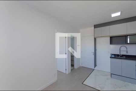 Sala de apartamento à venda com 2 quartos, 33m² em Vila Pierina, São Paulo