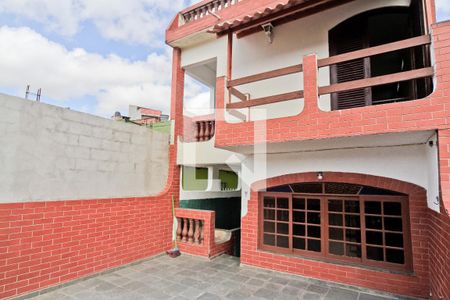Casa para alugar com 200m², 3 quartos e 2 vagasÁrea Externa