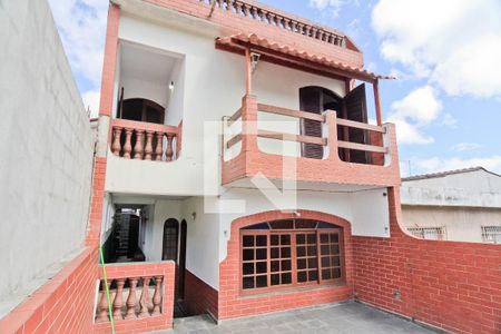 Casa para alugar com 200m², 3 quartos e 2 vagasÁrea Externa