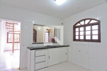 Casa para alugar com 200m², 3 quartos e 2 vagasCozinha