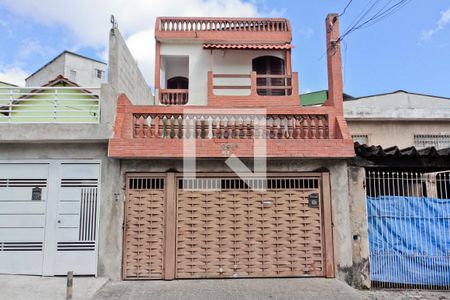 Casa para alugar com 200m², 3 quartos e 2 vagasFachada