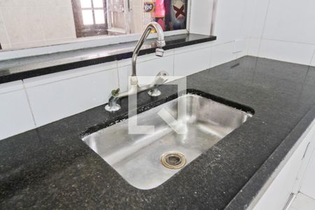 Casa para alugar com 200m², 3 quartos e 2 vagasCozinha