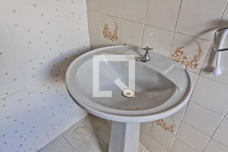 Casa para alugar com 200m², 3 quartos e 2 vagasBanheiro 1