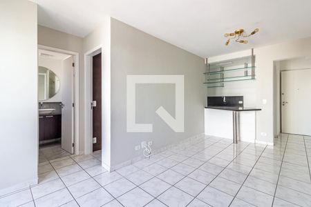 Sala de apartamento para alugar com 1 quarto, 46m² em Indianópolis, São Paulo
