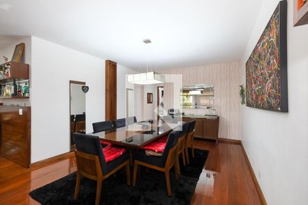 Apartamento à venda com 300m², 5 quartos e 4 vagasSala de Jantar