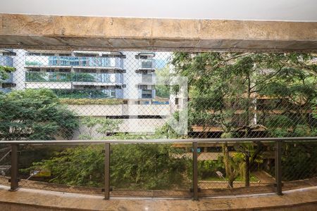 Apartamento à venda com 300m², 5 quartos e 4 vagasVista da Varanda