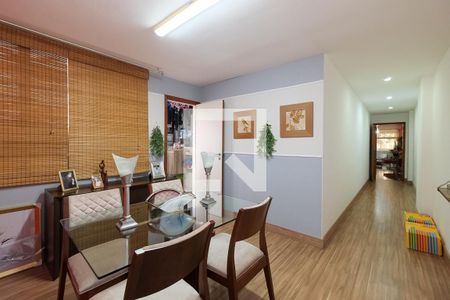 Apartamento à venda com 300m², 5 quartos e 4 vagasSala