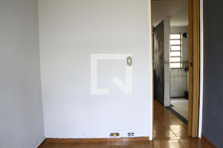 Quarto 1 de apartamento para alugar com 2 quartos, 48m² em Conjunto Residencial José Bonifácio, São Paulo