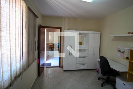 Casa à venda com 125m², 3 quartos e 2 vagasQuarto 3