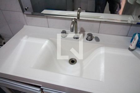 Casa à venda com 125m², 3 quartos e 2 vagasBanheiro