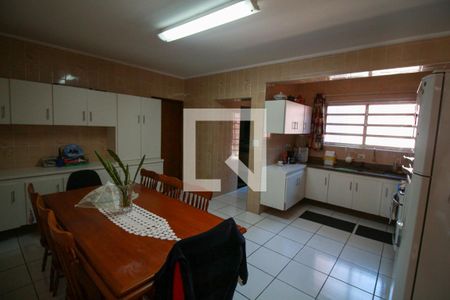 Casa à venda com 125m², 3 quartos e 2 vagasCozinha