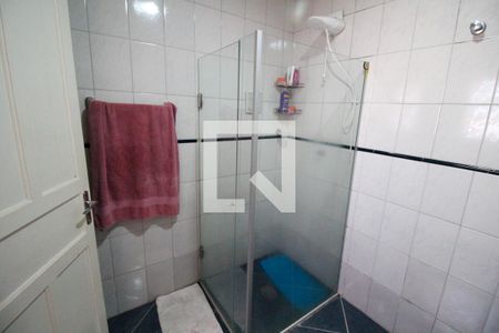 Casa à venda com 125m², 3 quartos e 2 vagasBanheiro