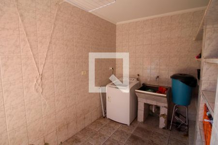 Casa à venda com 125m², 3 quartos e 2 vagasLavanderia