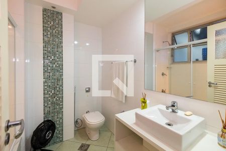 Apartamento à venda com 260m², 4 quartos e 2 vagasBanheiro da Suíte 2