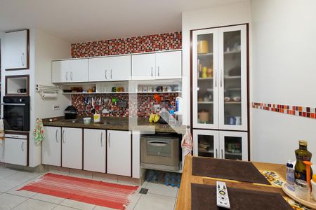 Apartamento à venda com 260m², 4 quartos e 2 vagasCozinha - Armários