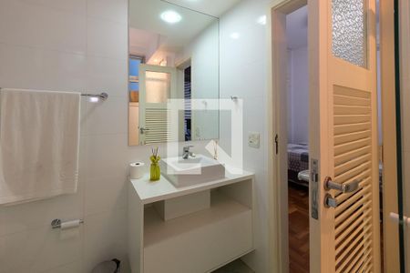 Apartamento à venda com 260m², 4 quartos e 2 vagasBanheiro da Suíte 2