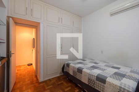 Apartamento à venda com 260m², 4 quartos e 2 vagasSuíte 2
