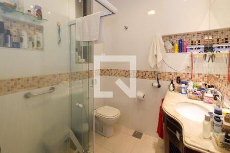 Apartamento à venda com 260m², 4 quartos e 2 vagasBanheiro da Suíte 1