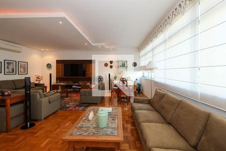 Apartamento à venda com 260m², 4 quartos e 2 vagasSala