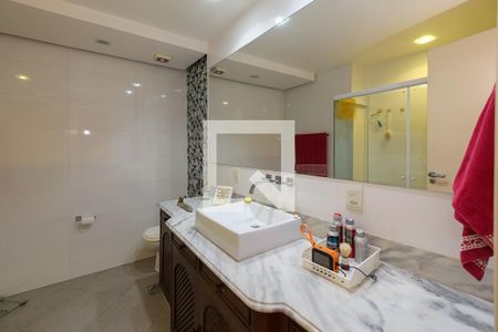 Apartamento à venda com 260m², 4 quartos e 2 vagasBanheiro Corredor