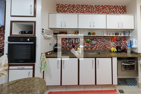 Apartamento à venda com 260m², 4 quartos e 2 vagasCozinha - Armários