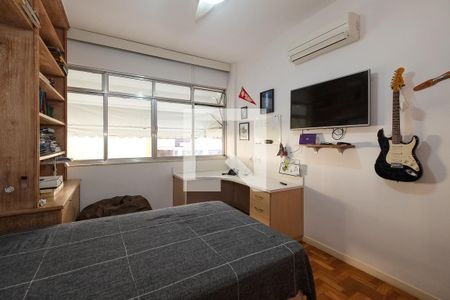 Apartamento à venda com 260m², 4 quartos e 2 vagasQuarto 1