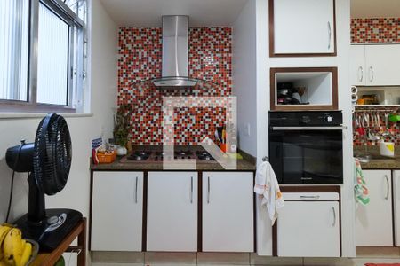 Apartamento à venda com 260m², 4 quartos e 2 vagasCozinha