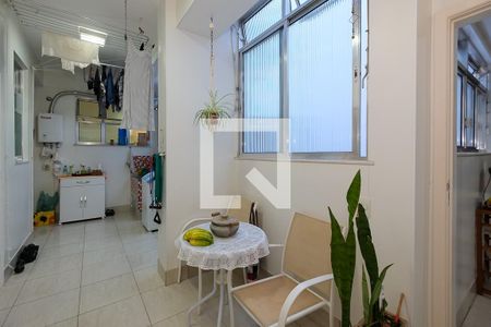 Apartamento à venda com 260m², 4 quartos e 2 vagasÁrea de Serviço