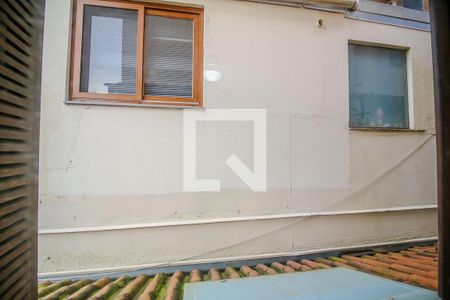 Casa de condomínio à venda com 220m², 5 quartos e 2 vagasVista